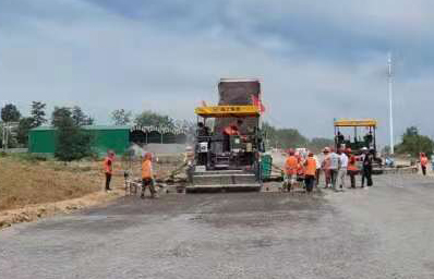 S366合六南通道建設工程03標段順利完成水穩(wěn)底基層試驗段鋪筑