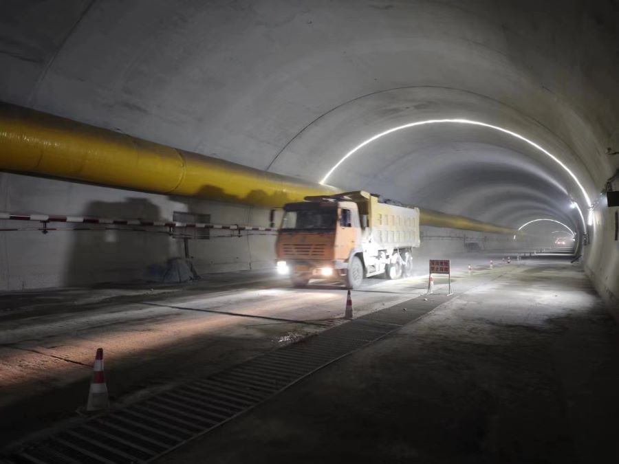 安慶市公路工程處所屬項(xiàng)目開(kāi)足馬力復(fù)工復(fù)產(chǎn)，鼓足干勁開(kāi)新局